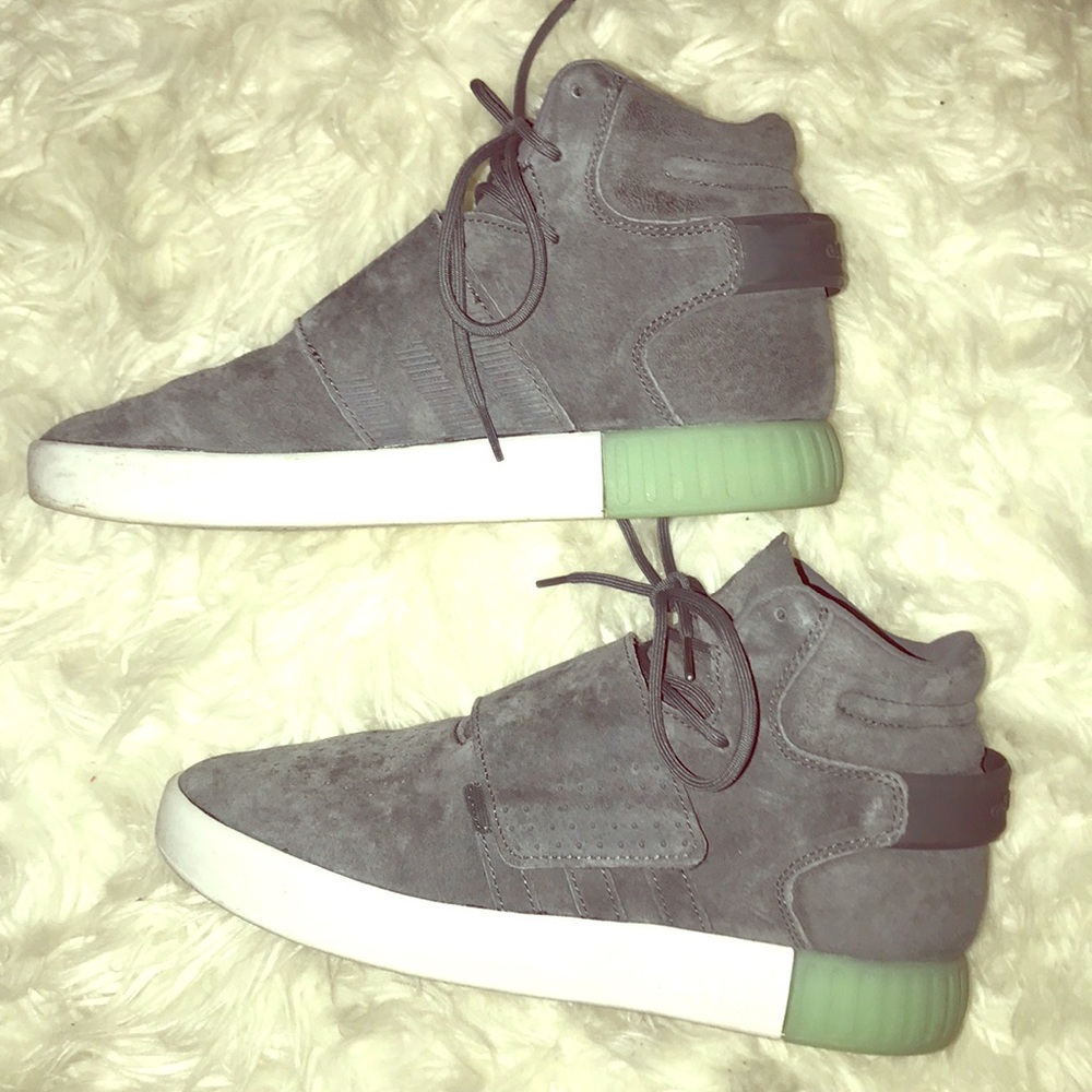 Adidas Style Shoes